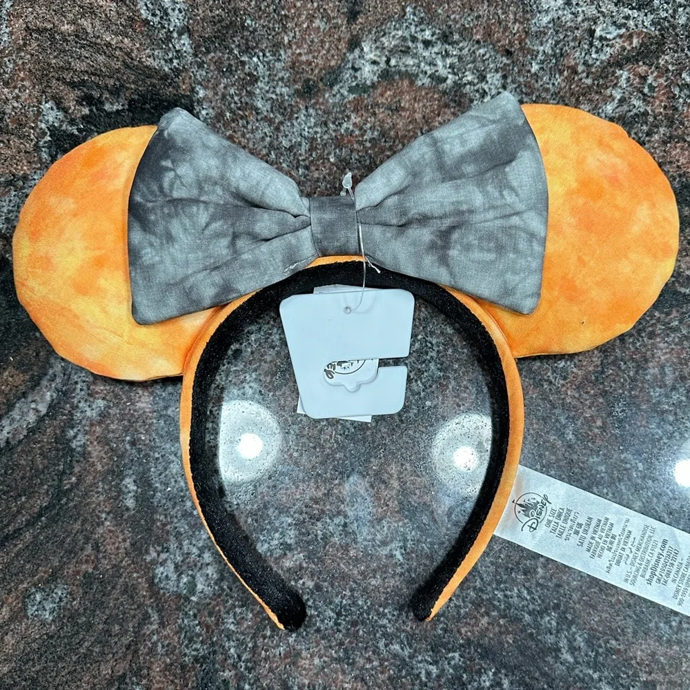 NWT 2022 Disney Parks Halloween Ears - Picture 1 of 9